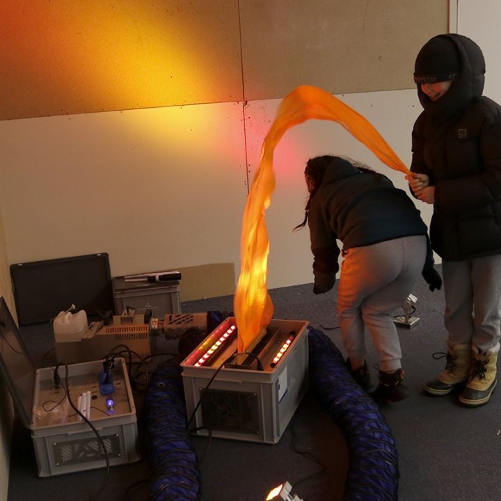 112 dagurinn, 11. febrúar 2022 – Slökkvilið Akureyrar var með sýningu á Glerártorgi í tilefni dagsins, þar sem kynntar voru aðferðir við reykköfun, björgun og endurlífgun, liðið kynnti auk þess ýmsan búnað sem það notar