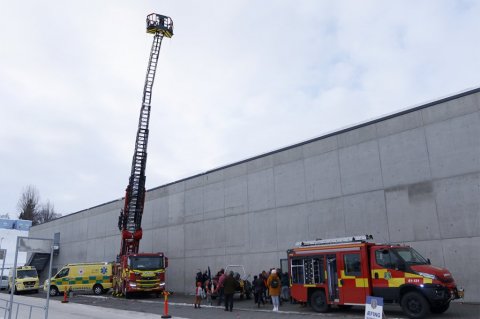 112 dagurinn, 11. febrúar 2022 – Slökkvilið Akureyrar var með sýningu á Glerártorgi í tilefni dagsins, þar sem kynntar voru aðferðir við reykköfun, björgun og endurlífgun, liðið kynnti auk þess ýmsan búnað sem það notar