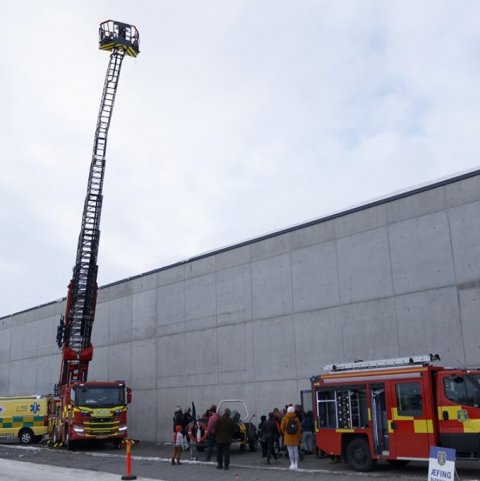 112 dagurinn, 11. febrúar 2022 – Slökkvilið Akureyrar var með sýningu á Glerártorgi í tilefni dagsins, þar sem kynntar voru aðferðir við reykköfun, björgun og endurlífgun, liðið kynnti auk þess ýmsan búnað sem það notar 