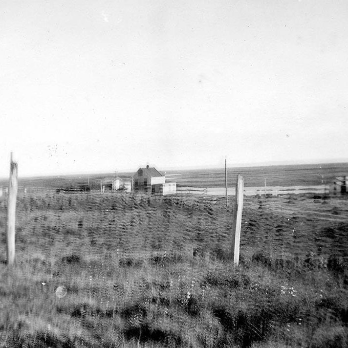 Þetta eru þrír bæir í Kelduhverfi; Keldunes, Kelduneskot og Lindarbrekka. - Minjasafnið á Akureyri / m-stae-1-5316 frá Minjasaf ninu á Akureyri