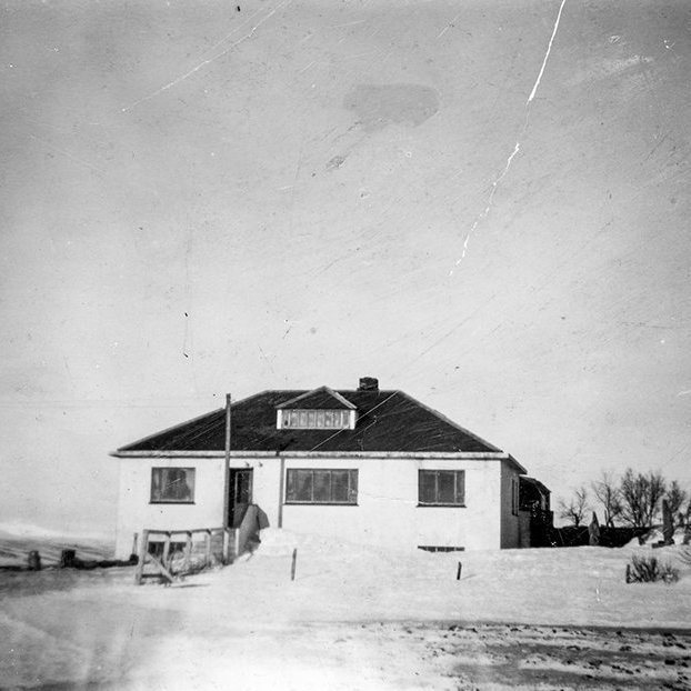 Þetta er bærinn Brún í Reykjadal í Suður-Þingeyjarsýslu. / m-stae1-16576 frá Minjasafninu á Akureyri