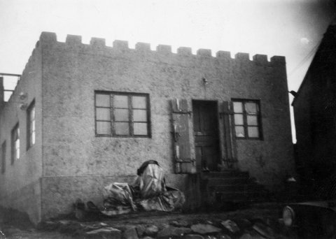 Veit einhver hvar þessi mynd er tekin? Þeir sem kunna að búa yfir upplýsingum um myndina eru hvattir til að senda þær á netföngin hg@minjasafnid.is og skapti@akureyri.net - / m-stae1-16757 frá Minjasafninu á Akureyri