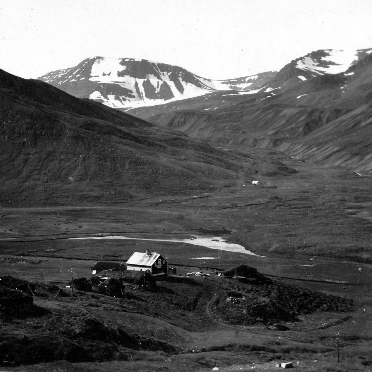 35 - Þrasastaðir í Fljótum - Minjasafnið á Akureyri / Album 223-027