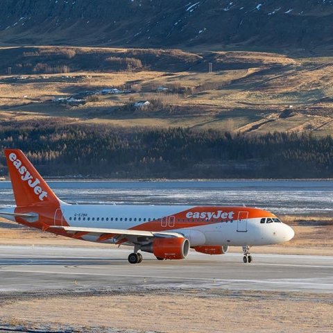 Fyrsta flug easyJet til Akureyrar. Ljósmynd: ISAVIA/Þórhallur Jónsson