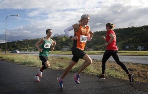 Baldvin Þór Magnússon og Arnar Pétursson, sem átti gamla brautarmetið og varð í öðru sæti að þessu sinni. Ljósmynd: Skapti Hallgrímsson