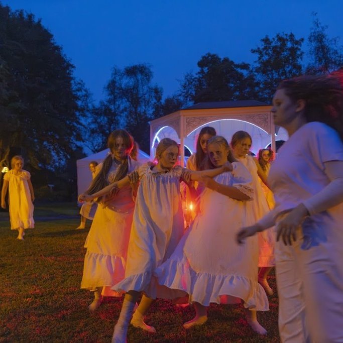 Akureyrarvaka 2025 - Setningarathöfnin Rökkurró í Lystigarðinum á afmælisdegi Akureyrarbæjar, föstudagskvöldið 29. ágúst. Mynd: Hilmar Friðjónsson