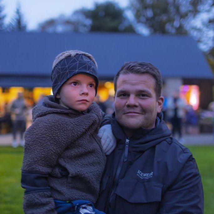 Akureyrarvaka 2025 - Setningarathöfnin Rökkurró í Lystigarðinum á afmælisdegi Akureyrarbæjar, föstudagskvöldið 29. ágúst. Mynd: Hilmar Friðjónsson