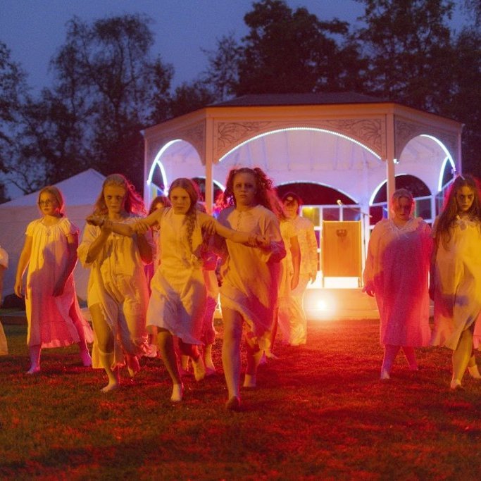 Akureyrarvaka 2025 - Setningarathöfnin Rökkurró í Lystigarðinum á afmælisdegi Akureyrarbæjar, föstudagskvöldið 29. ágúst. Mynd: Hilmar Friðjónsson