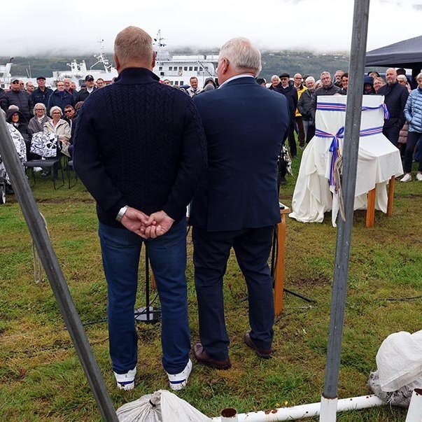 Akureyrarvaka 2025 - Glæsilegt líkan af Harðbak EA 3, einum síðutogara Útgerðarfélags Akureyringa, afhjúpað á Torfunefsbryggju. Mynd: Skapti Hallgrímsson