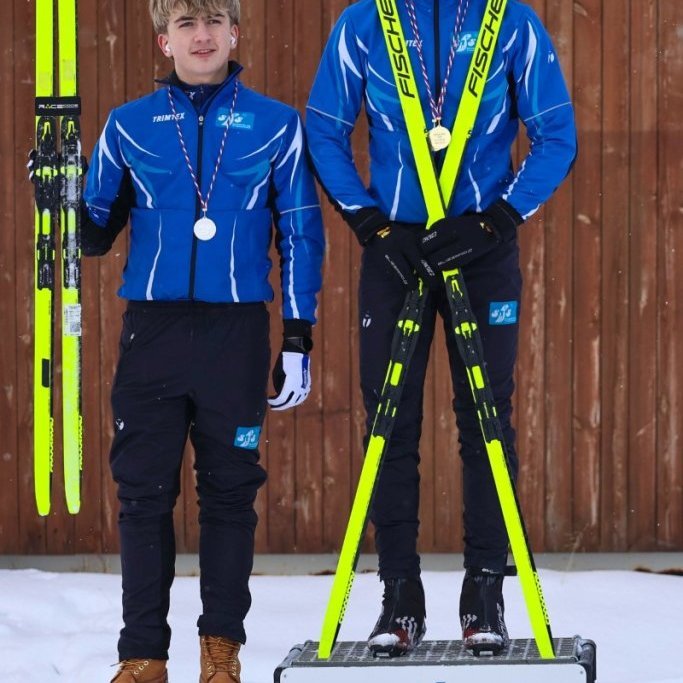 Fyrsta bikarmót ársins í skíðaskotfimi sem haldið var í Hlíðarfjalli. Þá var í fyrsta sinn á Íslandi skotið standandi og liggjandi með laser rifflum. Mynd: Anastasiia LeoNova Kramarenko.