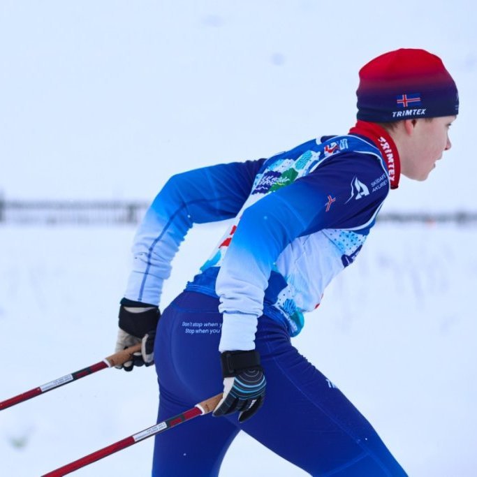 Fyrsta bikarmót ársins í skíðaskotfimi sem haldið var í Hlíðarfjalli. Þá var í fyrsta sinn á Íslandi skotið standandi og liggjandi með laser rifflum. Mynd: Anastasiia LeoNova Kramarenko.