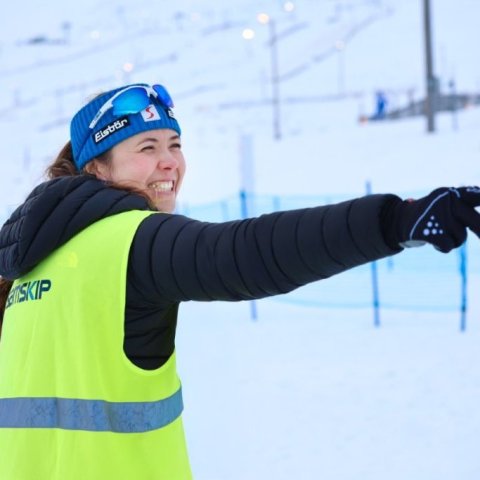 Fyrsta bikarmót ársins í skíðaskotfimi sem haldið var í Hlíðarfjalli. Þá var í fyrsta sinn á Íslandi skotið standandi og liggjandi með laser rifflum. Mynd: Anastasiia LeoNova Kramarenko.