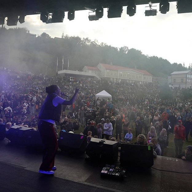 Sparitónleikar sunnudagskvöld. Ljósmynd: Hilmar Friðjónsson