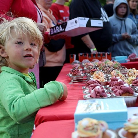 Mömmur og möffins í Lystigarðinum. Ljósmynd: Skapti Hallgrímsson