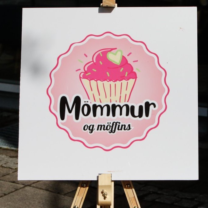 Mömmur og möffins. Ein með öllu 2025, laugardagurinn 2. ágúst. Mynd: Rakel Hinriksdóttir