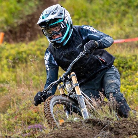 arm_6051.jpg