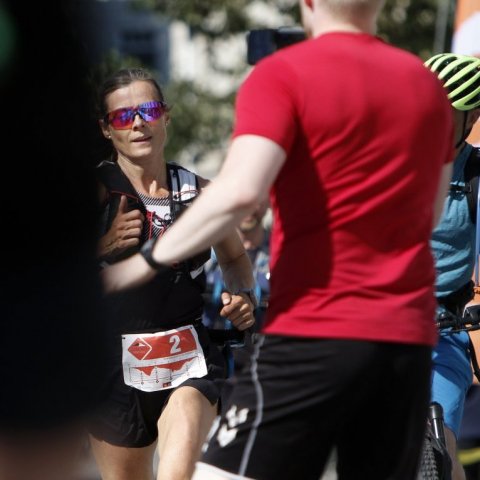 Rannveig Oddsdóttir kemur langfyrst í mark í 55 km hlaupinu. © Skapti Hallgrímsson