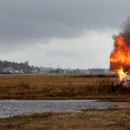 Fjölmenn flugslysaæfing á Akureyrarflugvelli