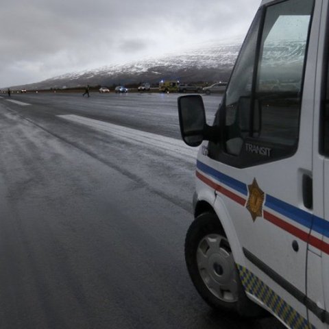 Fjölmenn flugslysaæfing á Akureyrarflugvelli