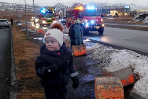 112 dagurinn - hópakstur um Akureyri með forgangsljós kveikt. Mynd: Skapti Hallgrímsson