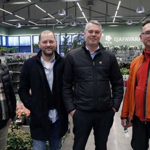 Húsasmiðjan, Blómaval og Ískraft í nýju húsnæði við Freyjunes. Ljósmynd: Skapti Hallgrímsson