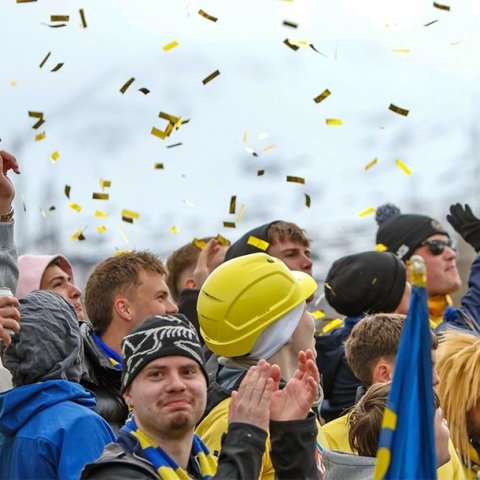 Þór - KA 0:1, í 5. umferð Bestu deildarinnar í knattspyrnu. Mögnuð stemning löngu fyrir leik og hart var barist í fyrstu rimmu Akureyrarfélaganna í efstu deild í 24 ár. Mynd: Rakel Hinriksdóttir