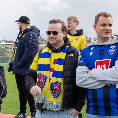 Þór - KA 0:1, í 5. umferð Bestu deildarinnar í knattspyrnu. Mögnuð stemning löngu fyrir leik og hart var barist í fyrstu rimmu Akureyrarfélaganna í efstu deild í 24 ár. Mynd: Ármann Hinrik