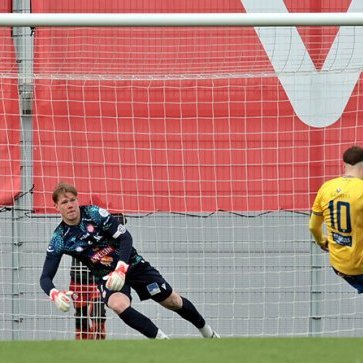 Þór - KA 0:1, í 5. umferð Bestu deildarinnar í knattspyrnu. Mögnuð stemning löngu fyrir leik og hart var barist í fyrstu rimmu Akureyrarfélaganna í efstu deild í 24 ár. Mynd: Skapti Hallgrímsson