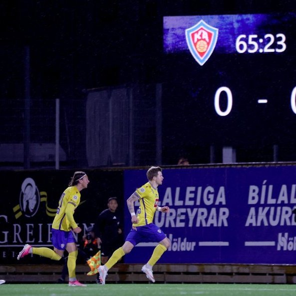 Jakob Snær Árnason skorar - 1:0 - Mynd: Skapti Hallgrímsson