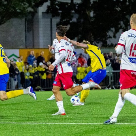 Jakob Snær Árnason skorar - 1:0 - Mynd: Ármann Hinrik