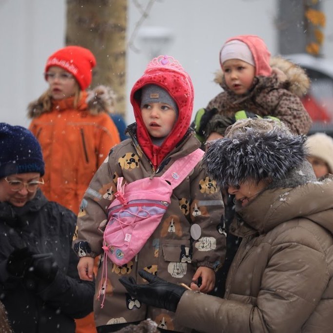 Kvennafrídagurinn 2025. Baráttu- og samstöðufundi á Ráðhústorgi á Akureyri. Mynd: Anastasiia LeoNova Kramarenko