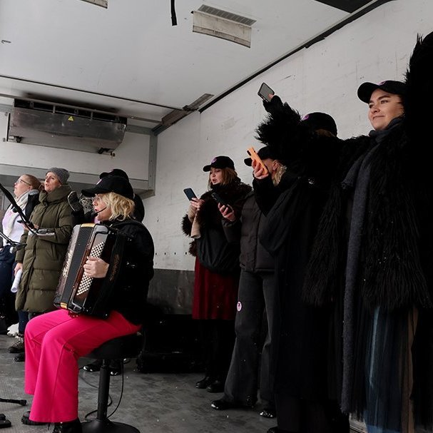 Kvennafrídagurinn 2025. Baráttu- og samstöðufundi á Ráðhústorgi á Akureyri. Mynd: Skapti Hallgrímsson