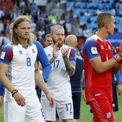 Moskva 16. júní 2018 - Birkir Bjarnason, Aron Einar Gunnarsson og Hannes Þór Halldórsson eftir fyrsta leik Íslands á HM, 1:1 jafntefli gegn Argentínu.