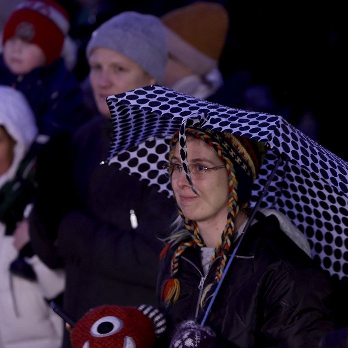Ljósin tendruð á jólatrénu á Ráðhústorgi