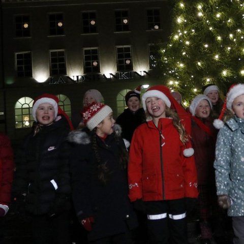 Yngri barnakór Akureyrarkirkju söng nokkur lög við athöfnina.