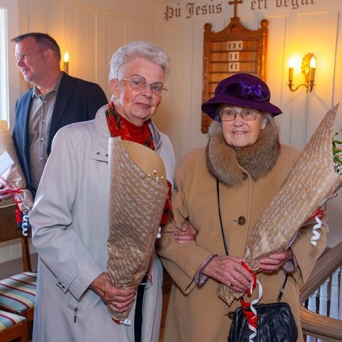 Jenný Karlsdóttir og Viktoría Særún Gestsdóttir.