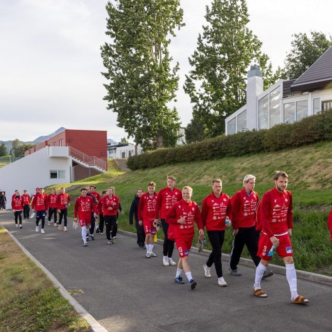 Besta deildin, KA-Þór 0:0, fyrsti leikur á nýjum gervigrasvelli KA. Mynd: Ármann Hinrik
