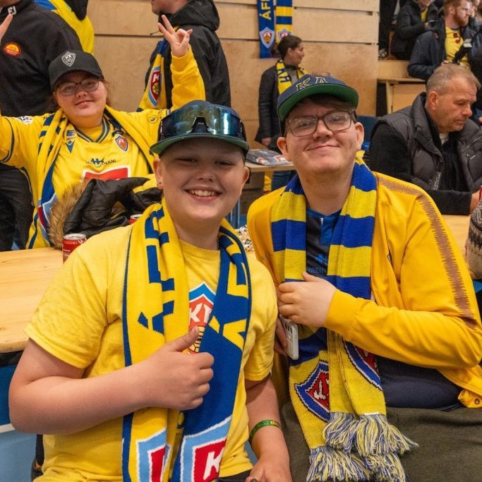 Besta deildin, KA-Þór 0:0, fyrsti leikur á nýjum gervigrasvelli KA. Mynd: Ármann Hinrik
