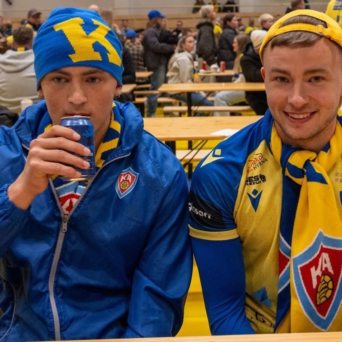 Besta deildin, KA-Þór 0:0, fyrsti leikur á nýjum gervigrasvelli KA. Mynd: Ármann Hinrik