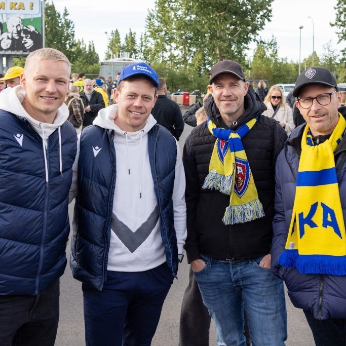 Besta deildin, KA-Þór 0:0, fyrsti leikur á nýjum gervigrasvelli KA. Mynd: Ármann Hinrik