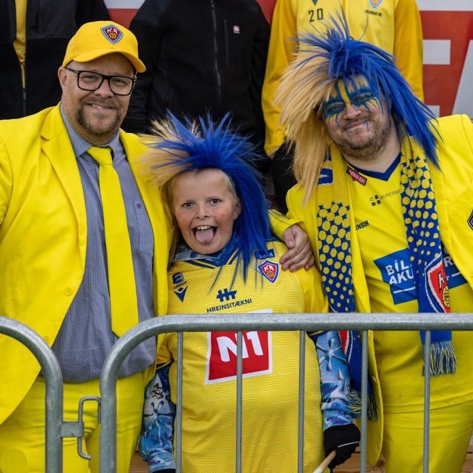 Besta deildin, KA-Þór 0:0, fyrsti leikur á nýjum gervigrasvelli KA. Mynd: Ármann Hinrik