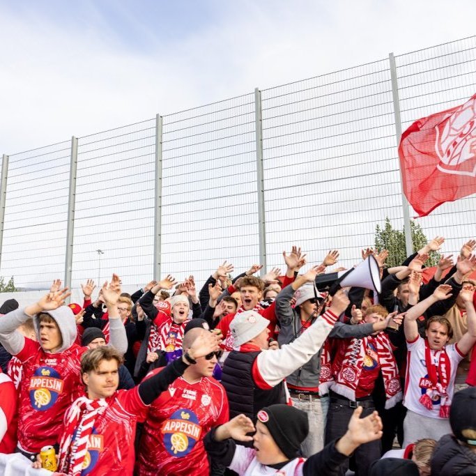 Besta deildin, KA-Þór 0:0, fyrsti leikur á nýjum gervigrasvelli KA. Mynd: Ármann Hinrik