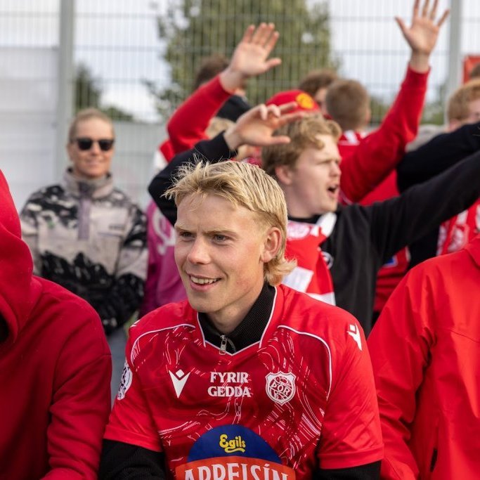 Besta deildin, KA-Þór 0:0, fyrsti leikur á nýjum gervigrasvelli KA. Mynd: Ármann Hinrik