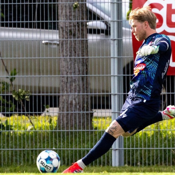Besta deildin, KA-Þór 0:0, fyrsti leikur á nýjum gervigrasvelli KA. Mynd: Ármann Hinrik