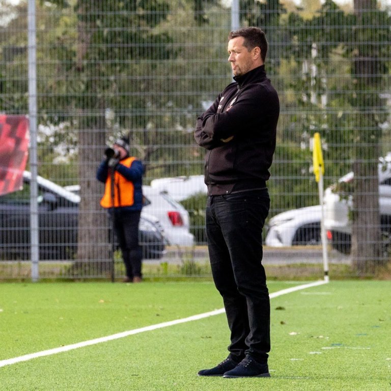 Besta deildin, KA-Þór 0:0, fyrsti leikur á nýjum gervigrasvelli KA. Mynd: Ármann Hinrik