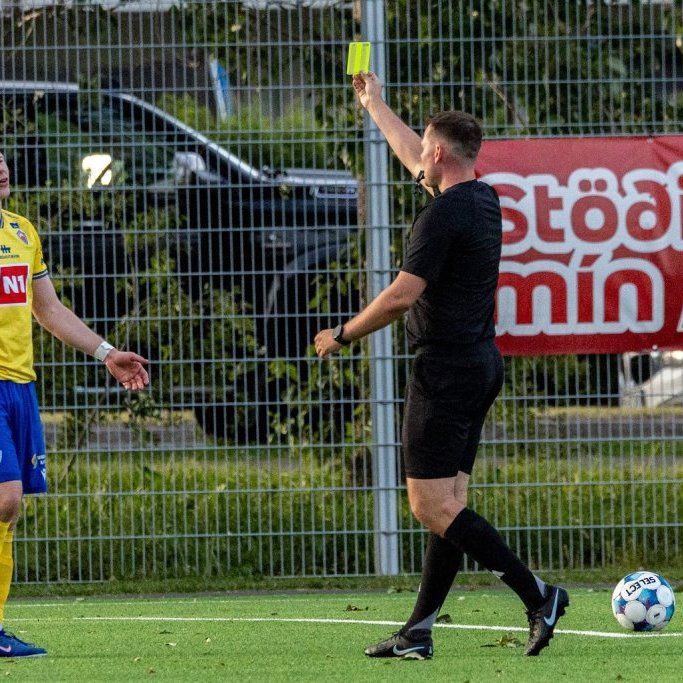 Besta deildin, KA-Þór 0:0, fyrsti leikur á nýjum gervigrasvelli KA. Mynd: Ármann Hinrik