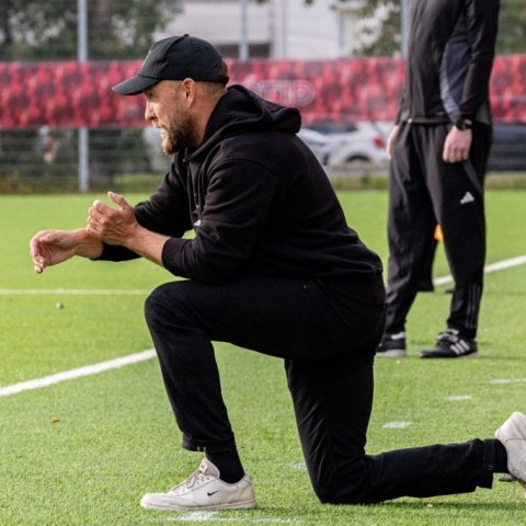 Besta deildin, KA-Þór 0:0, fyrsti leikur á nýjum gervigrasvelli KA. Mynd: Ármann Hinrik