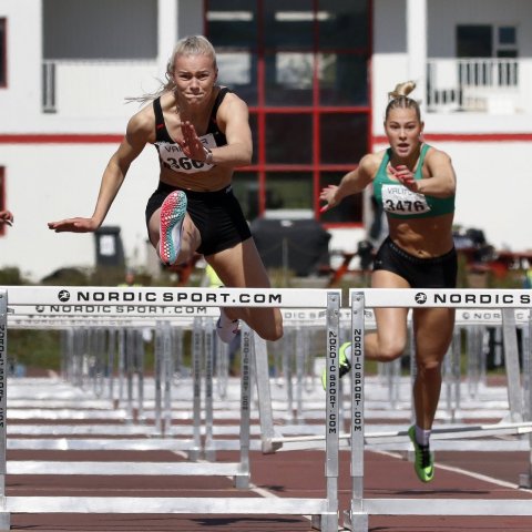 100 metra grindahlaup - Glódís Edda Þuríðardóttir (3603) KFA sigraði örugglega, Birna Kristín Kristjánsdóttir (3476) Breiðabliki náði ekki að klára. Ljósmynd: © Skapti Hallgrímsson.