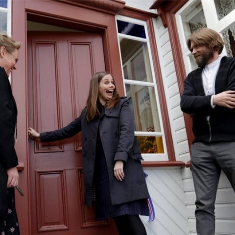 Kristín Þóra Kjartansdóttir, Katrín Jakobsdóttir og Þórarinn Blöndal, sem hannaði sýninguna á Sigurhæðum