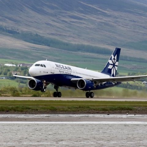 Fyrsta flugtak Niceair! Ljósmynd: Þorgeir Baldursson